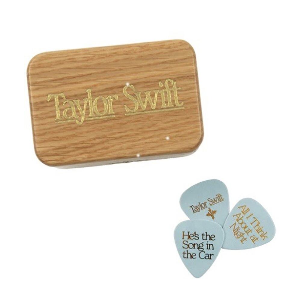 SHIPS IN 24 HRS Taylor Swift Debut Self-Titled Guitar Pick Set w/ Wood Box NEW